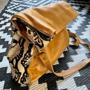 Ceri Hoover Crossbody Bag